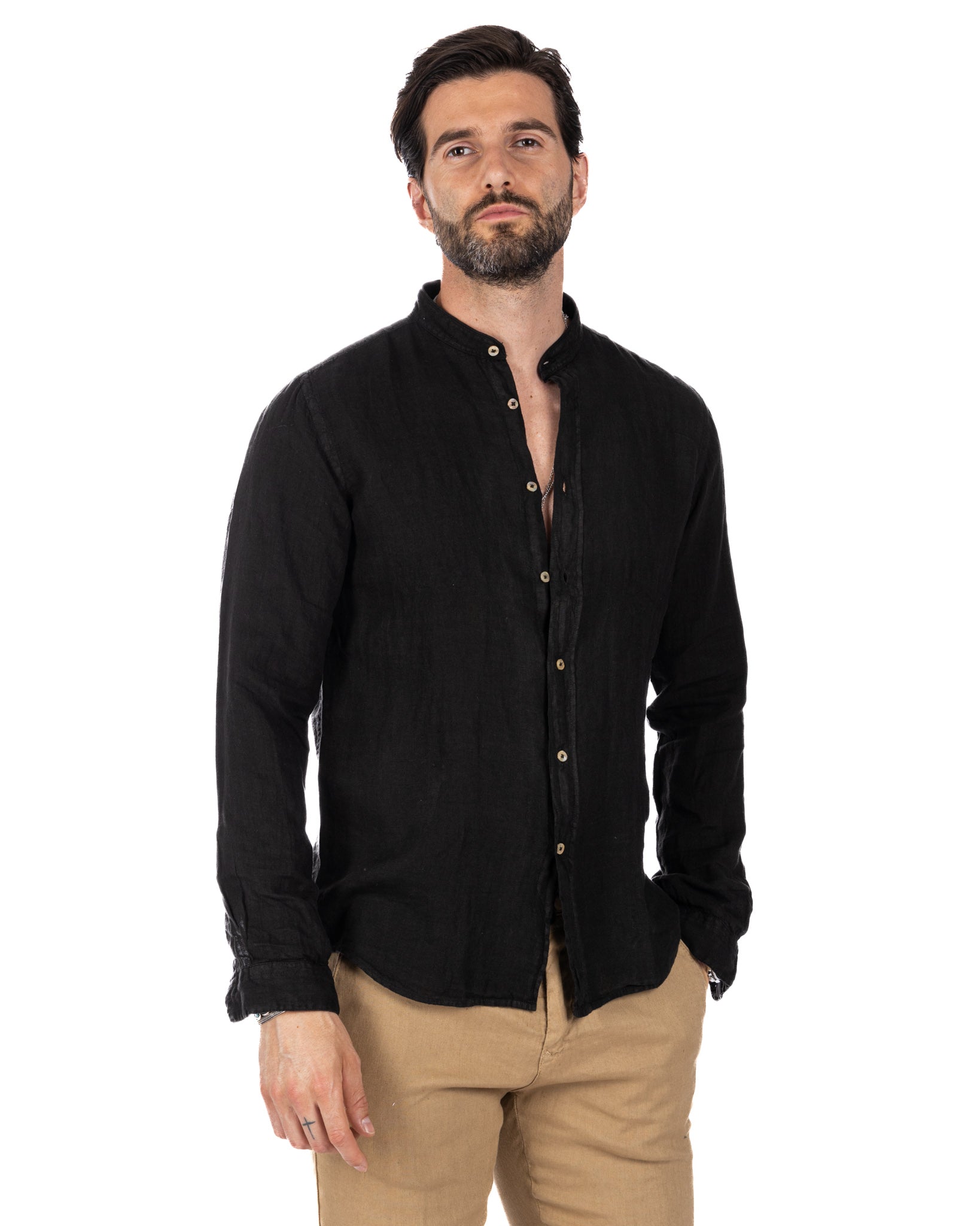 Nizza - Korean shirt in pure black linen