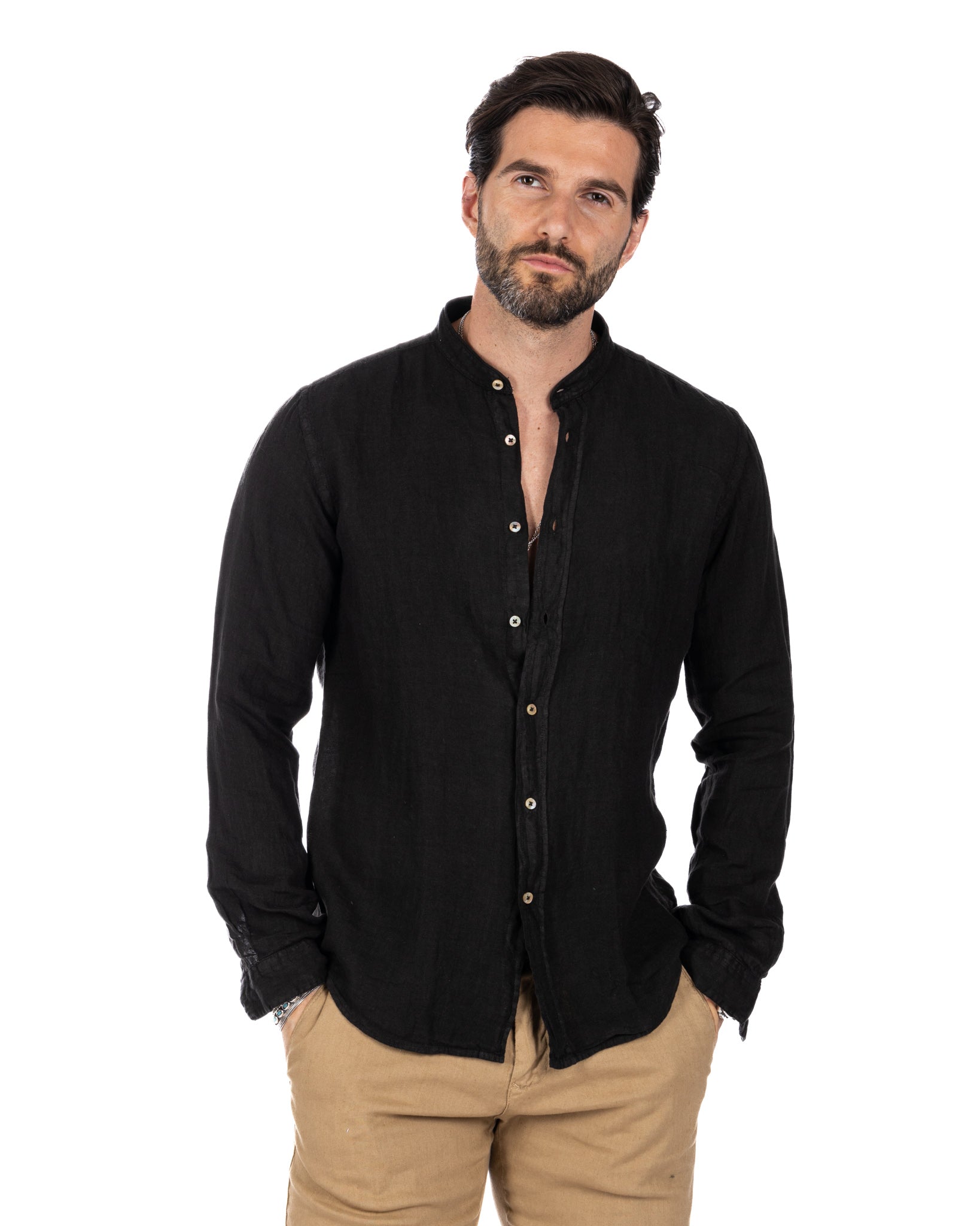 Nizza - Korean shirt in pure black linen