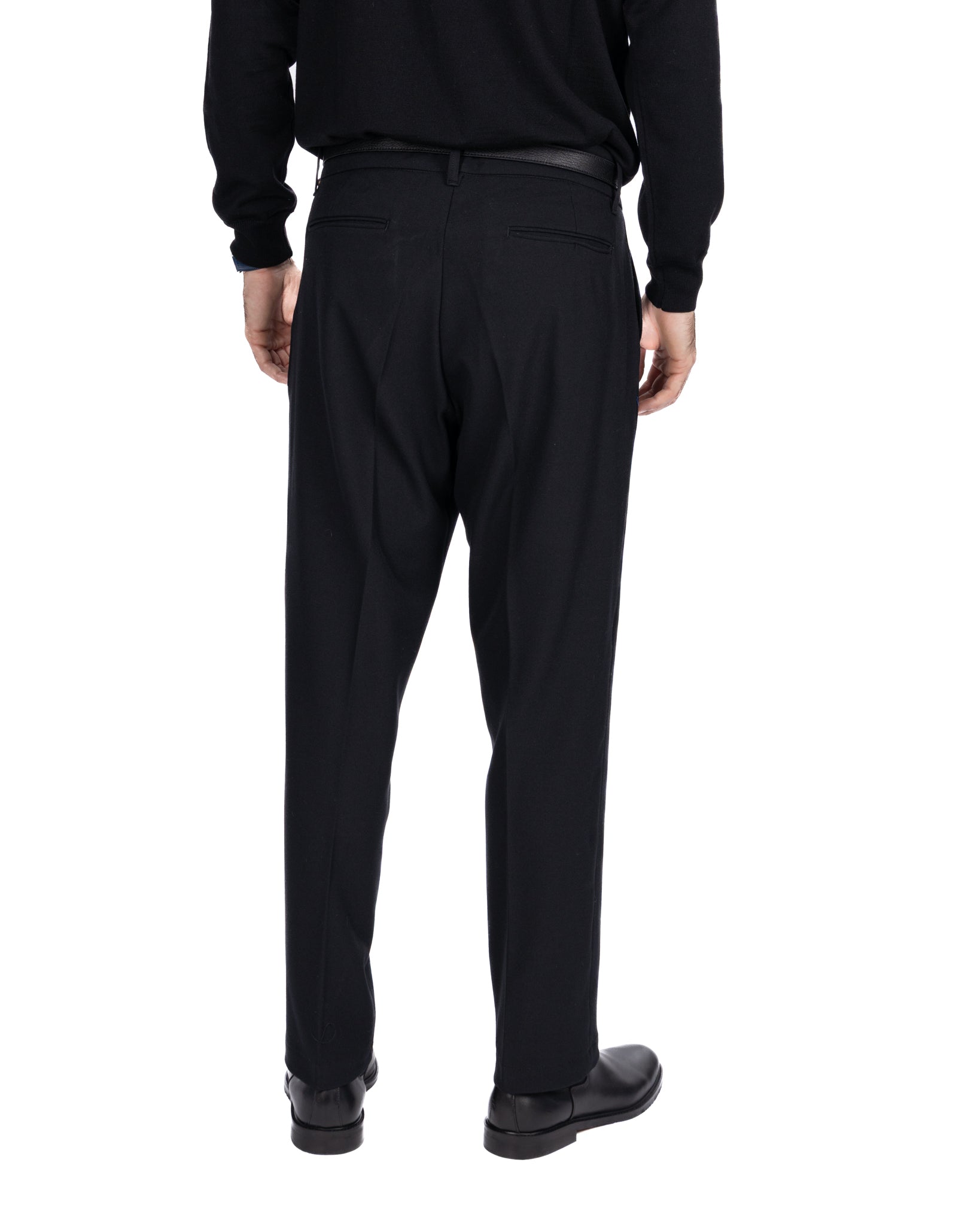 Zeiis black wide trousers