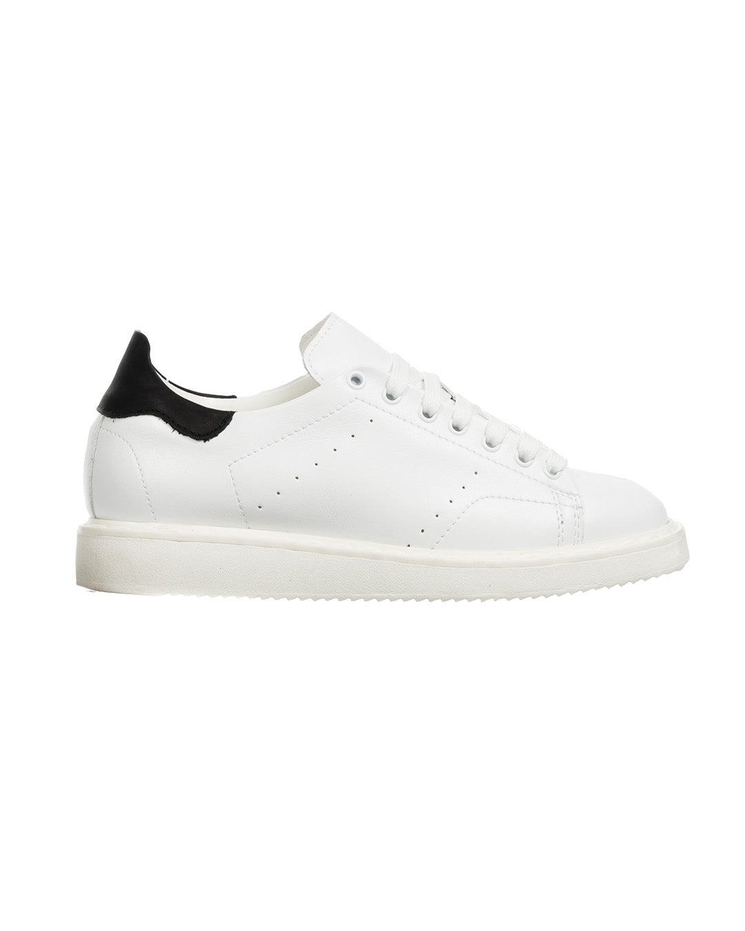 S01 - sneakers in pelle bianca dettagli neri