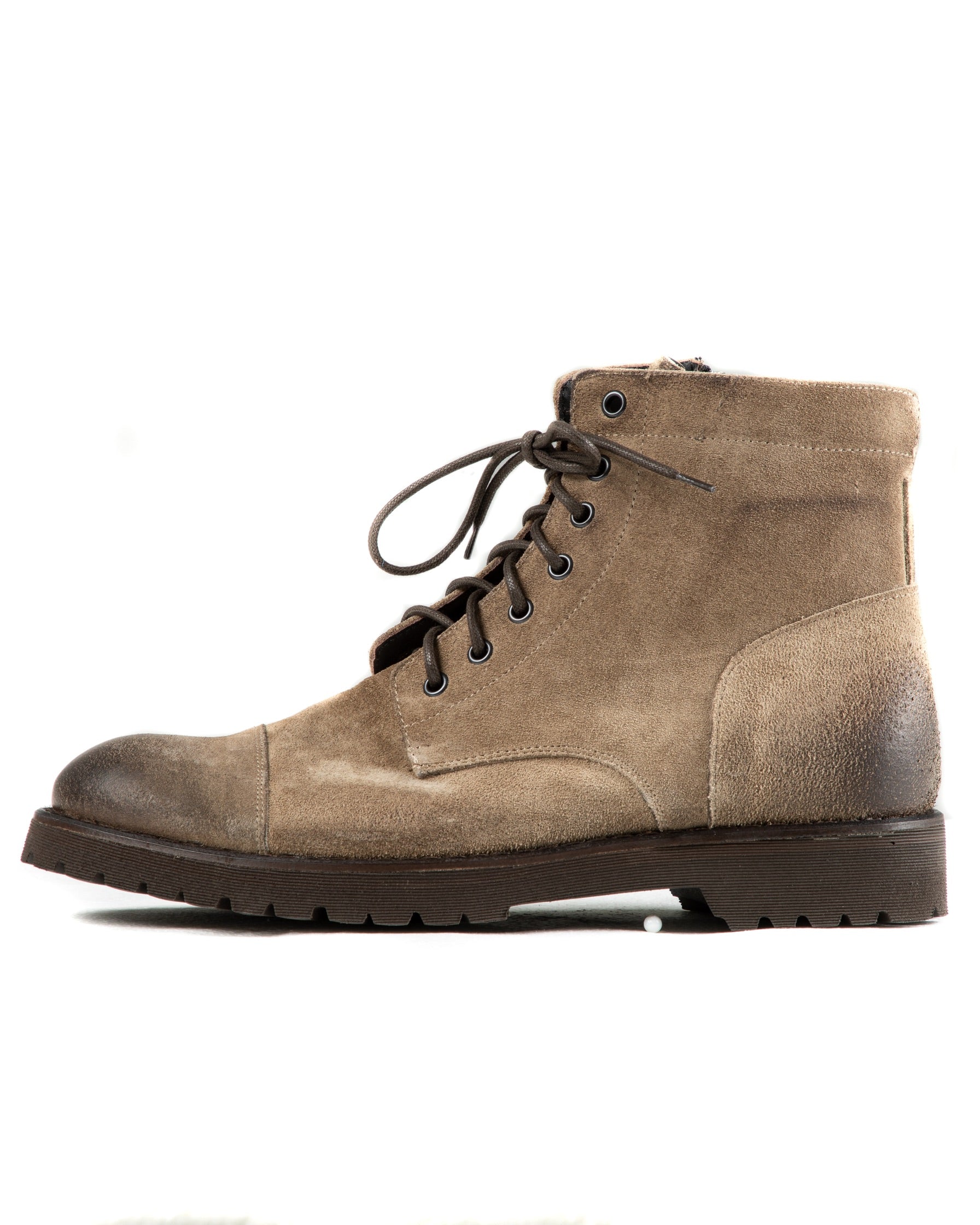 Z01 - BOTTINES EN DAIM BEIGE AVEC ZIP