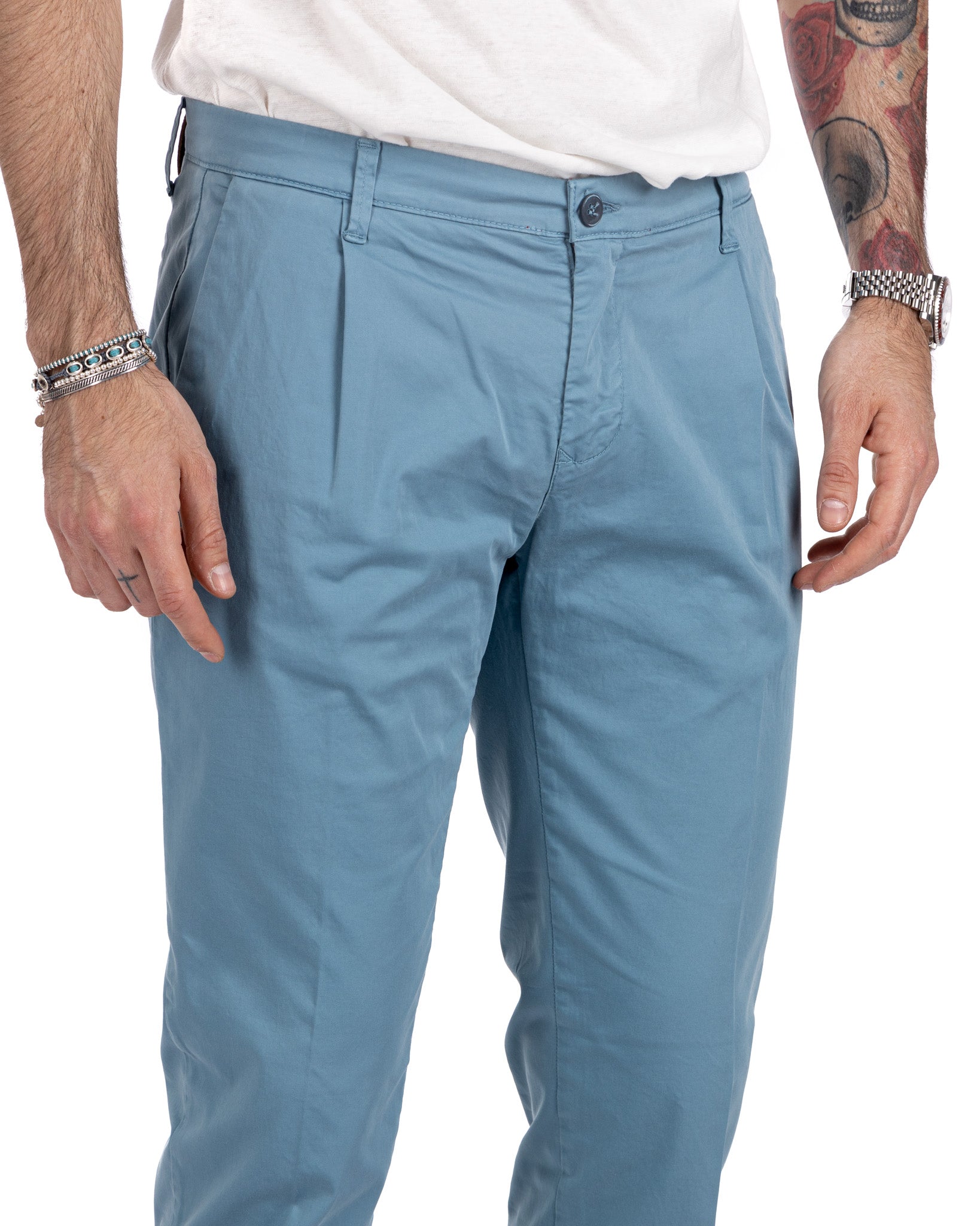 Miles - light blue pleated trousers
