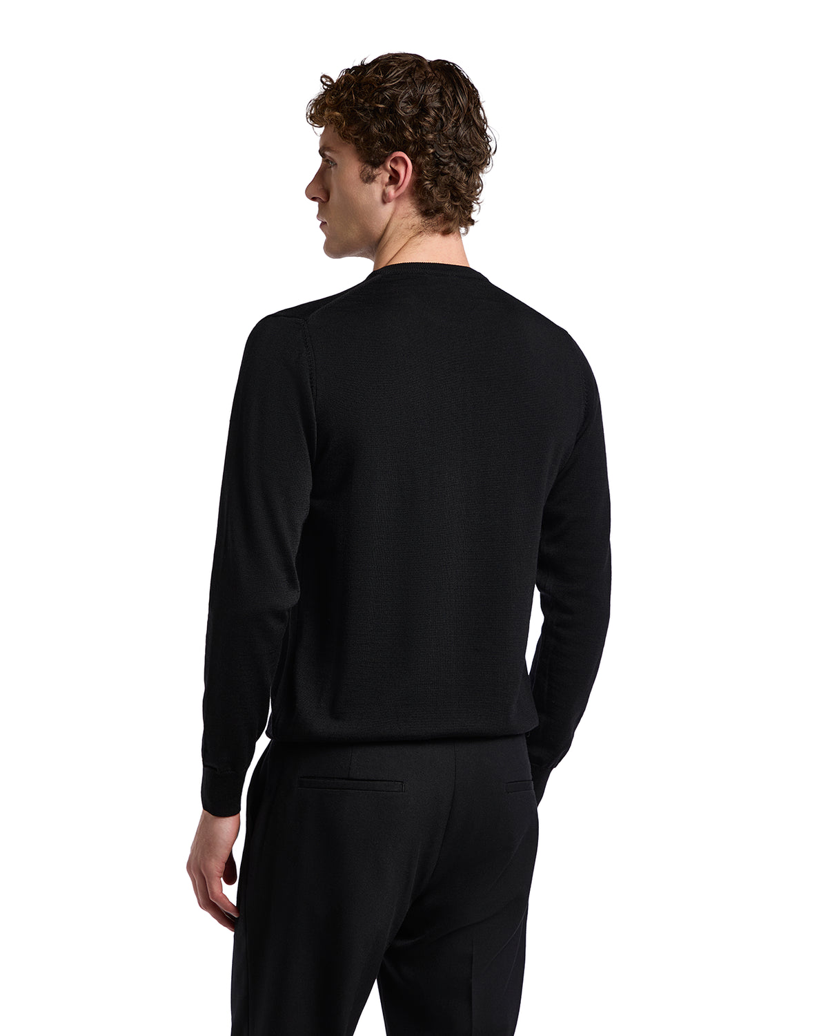 Men's black knit pullover sweater, crafted from soft material, featuring a stylish crew neckline and long sleeves.