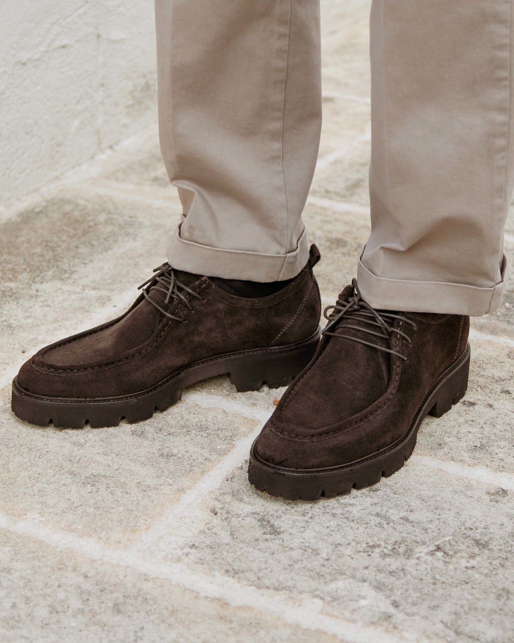 Kepler - engineer in dark suede