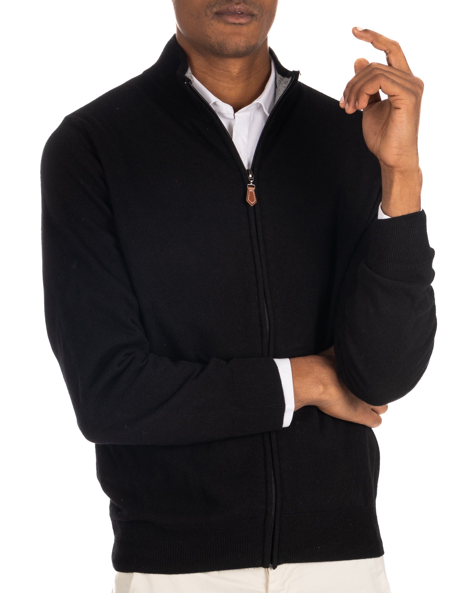 Matt - black full zip sweater in cashmere blend