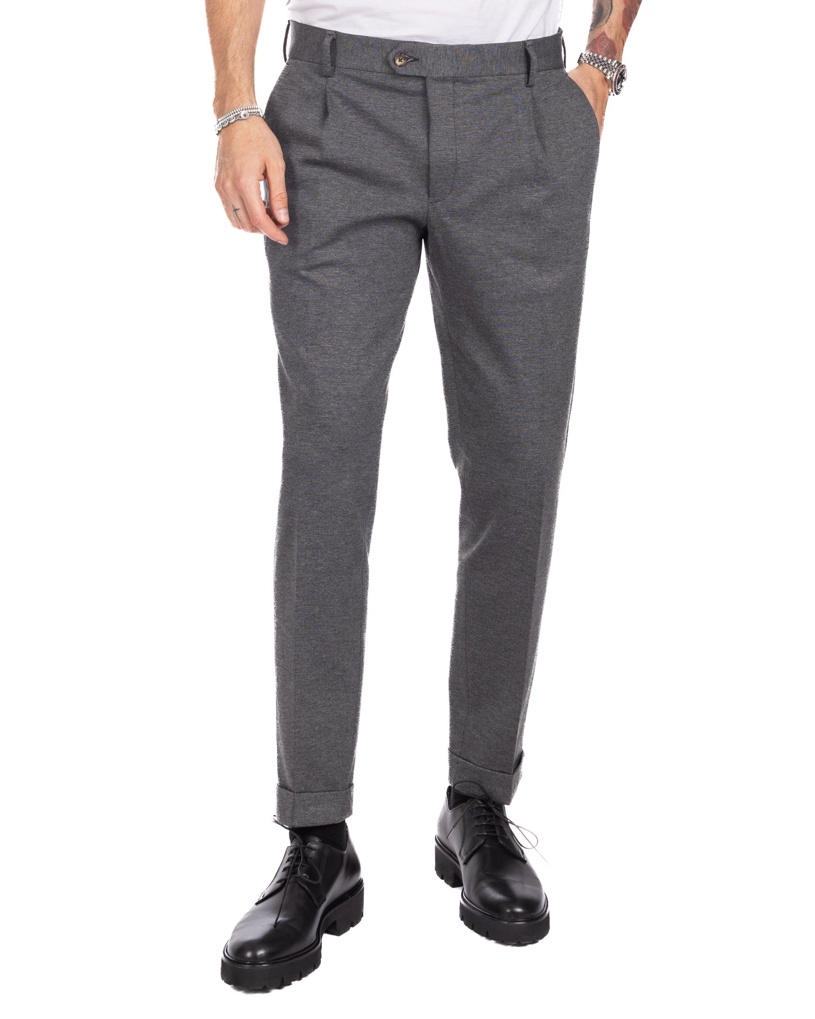 Firenze - trousers with a gray pleat in Milan stitch