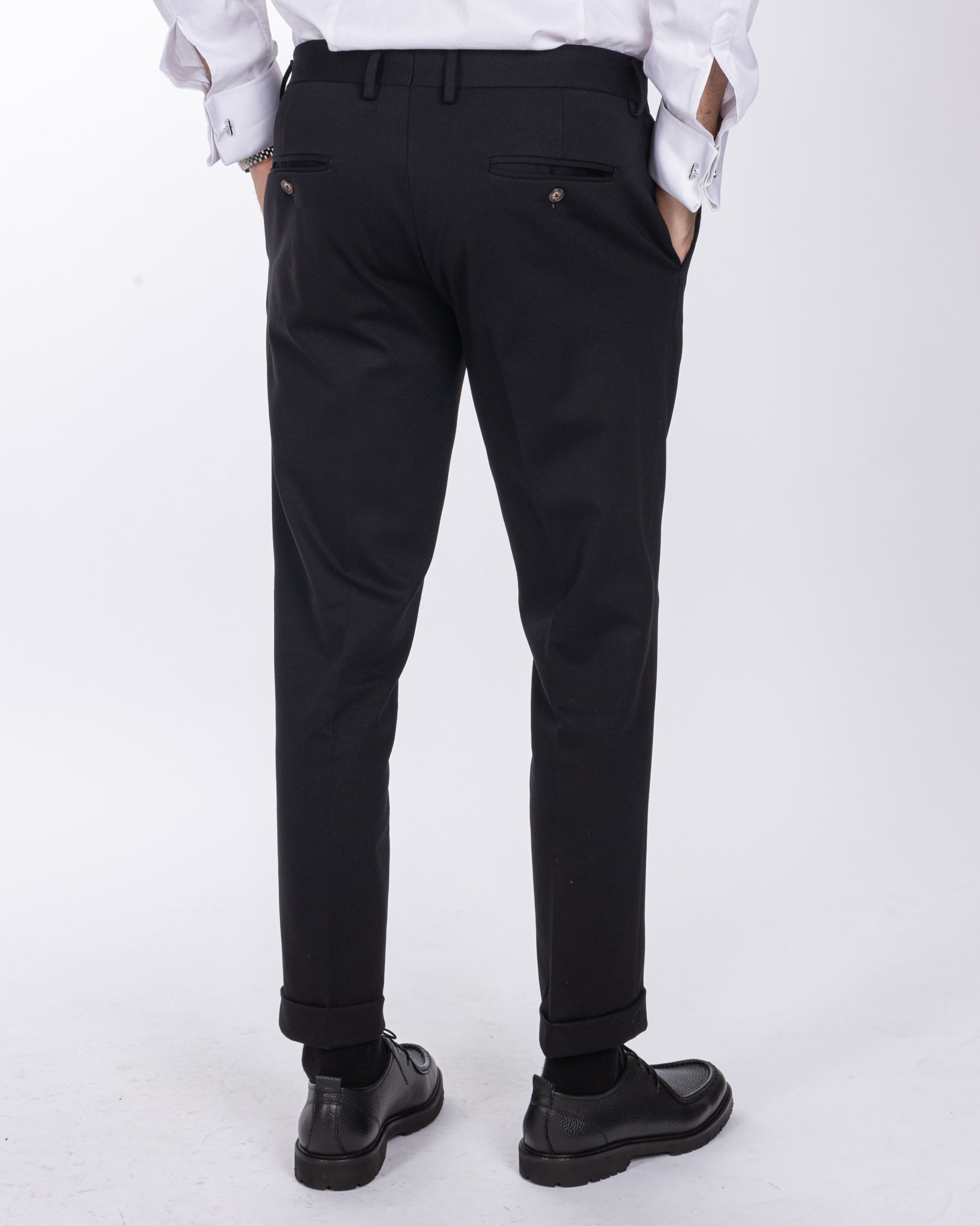 Firenze - trousers with a black pleat in Milan stitch