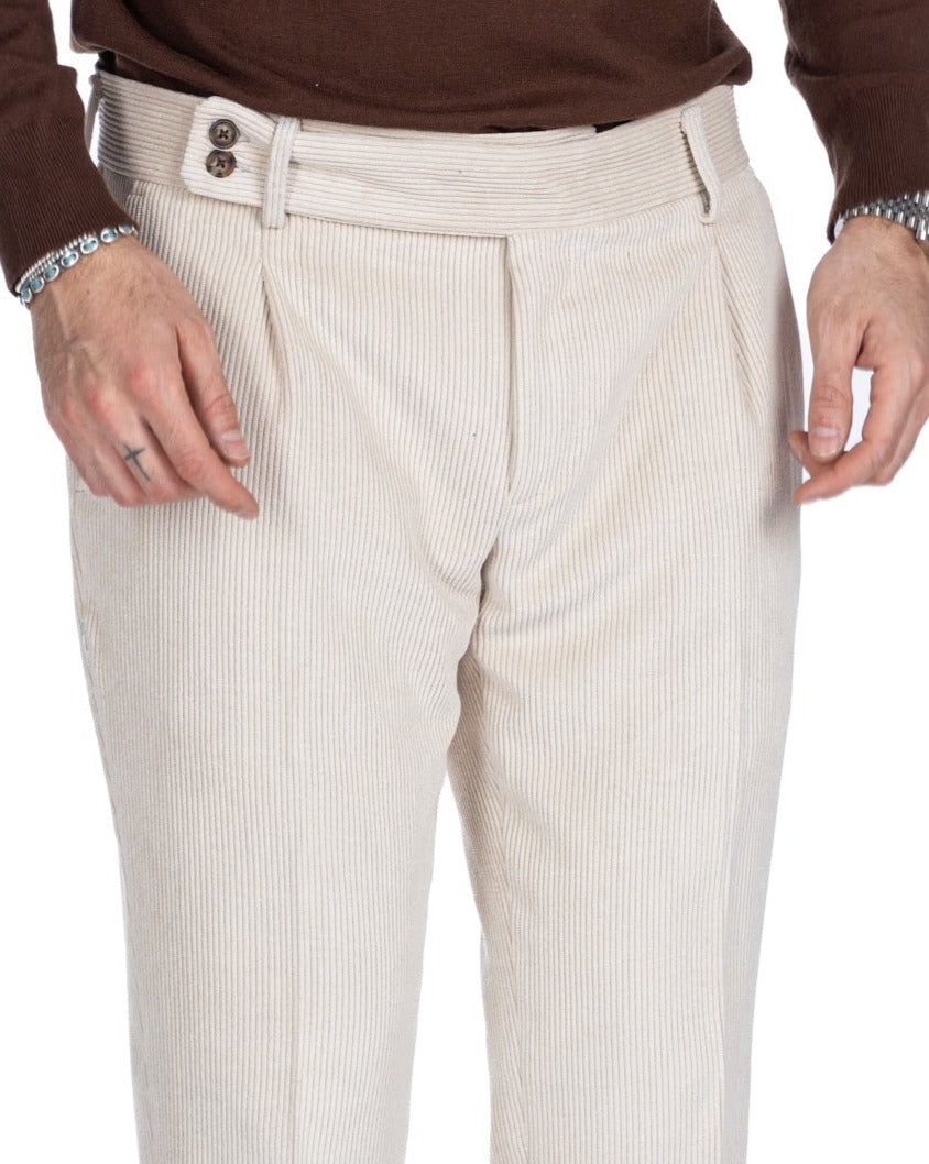 Pantalon italien taille haute en velours crème