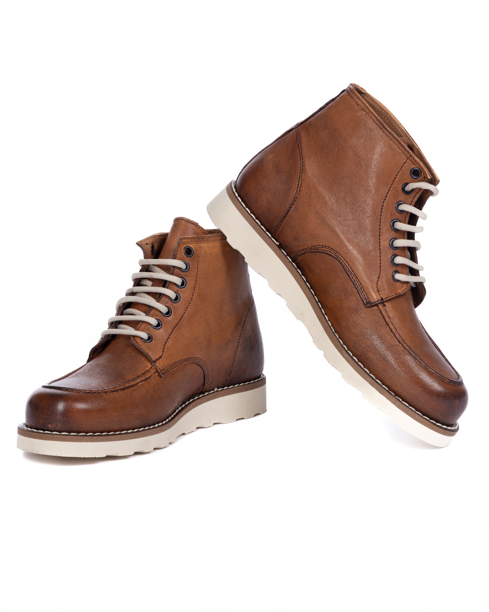 Moon - tan leather boot