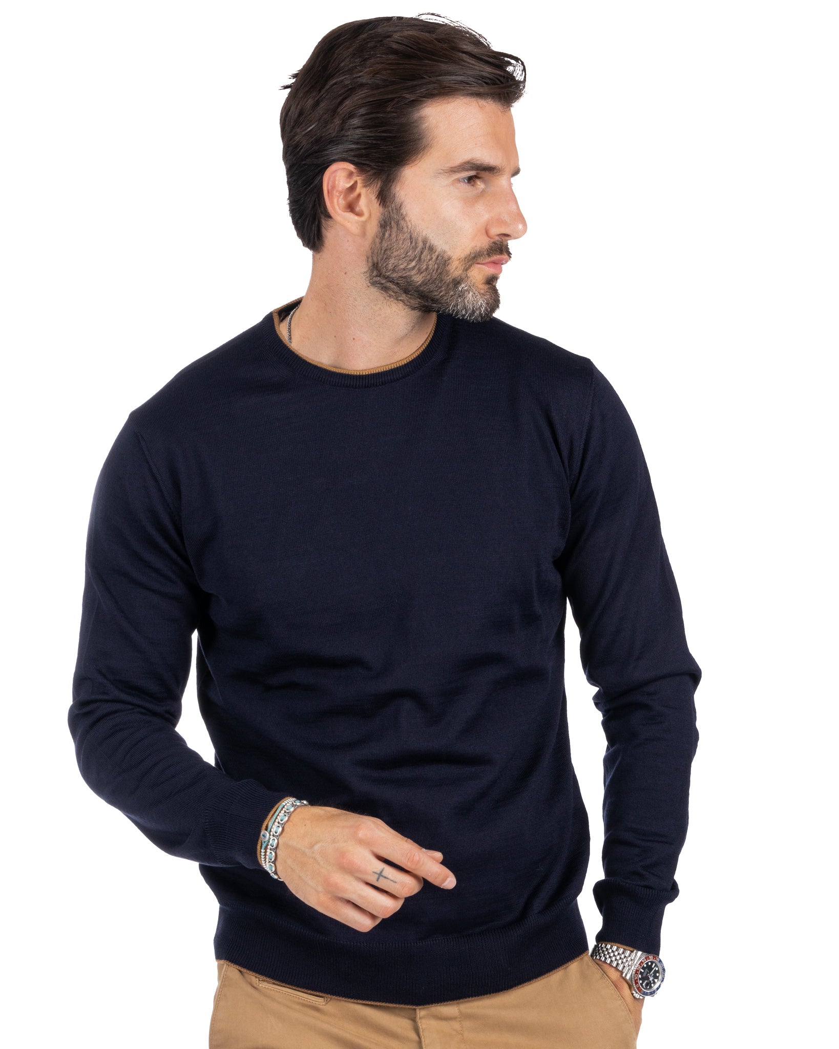 Seve - blue sweater with camel edge
