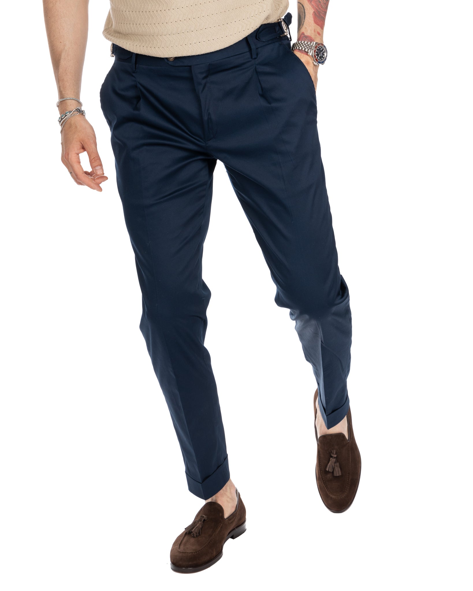 James - pantalone blu con fibbie