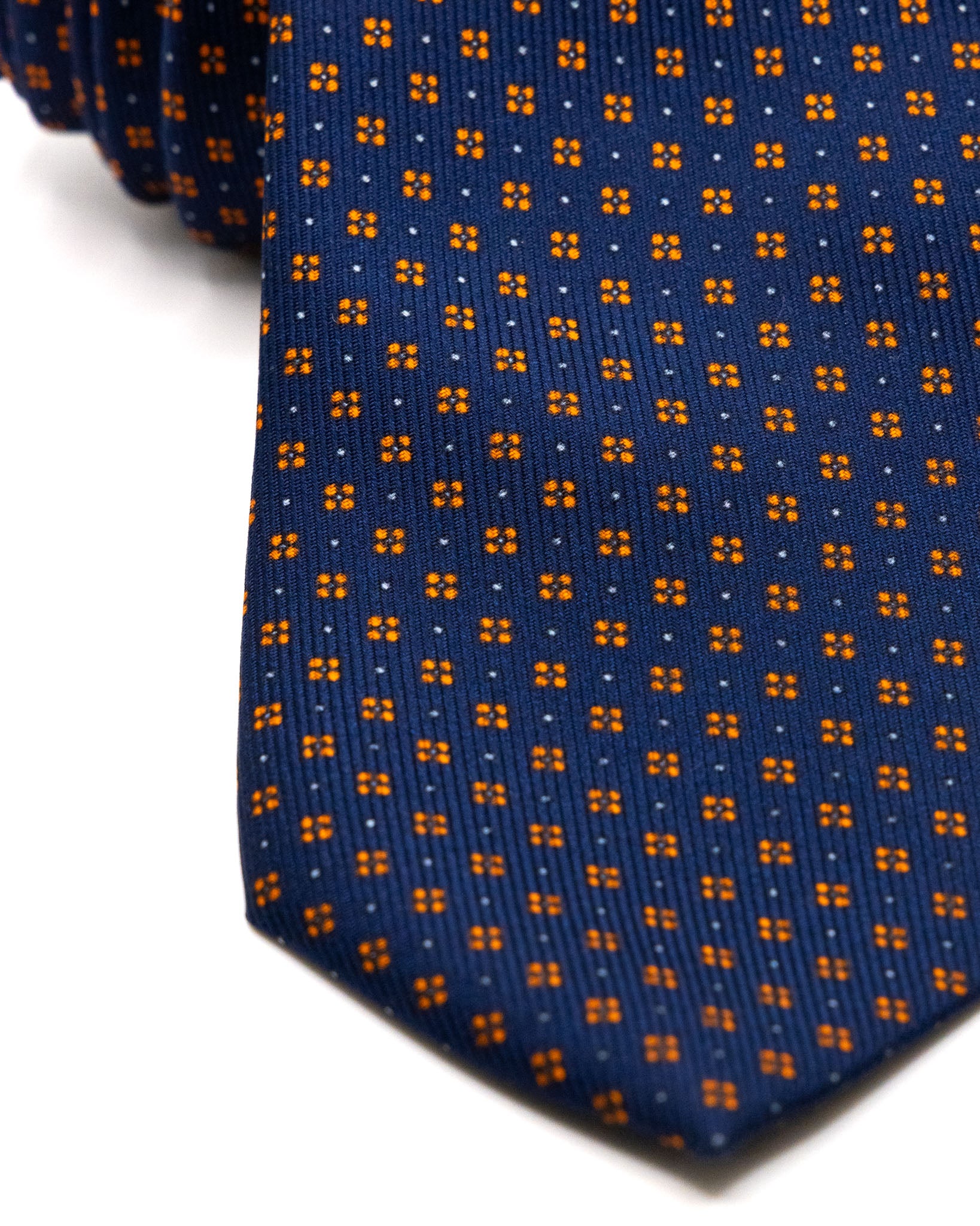 Cravatta - in seta twill navy a fantasia fiori arancio