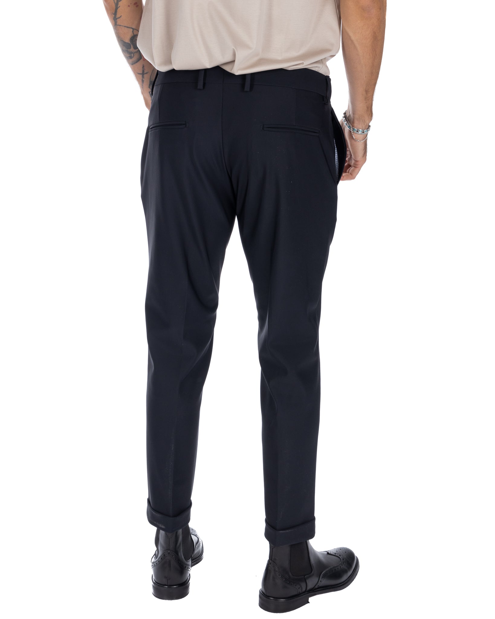 Olten - black technical trousers