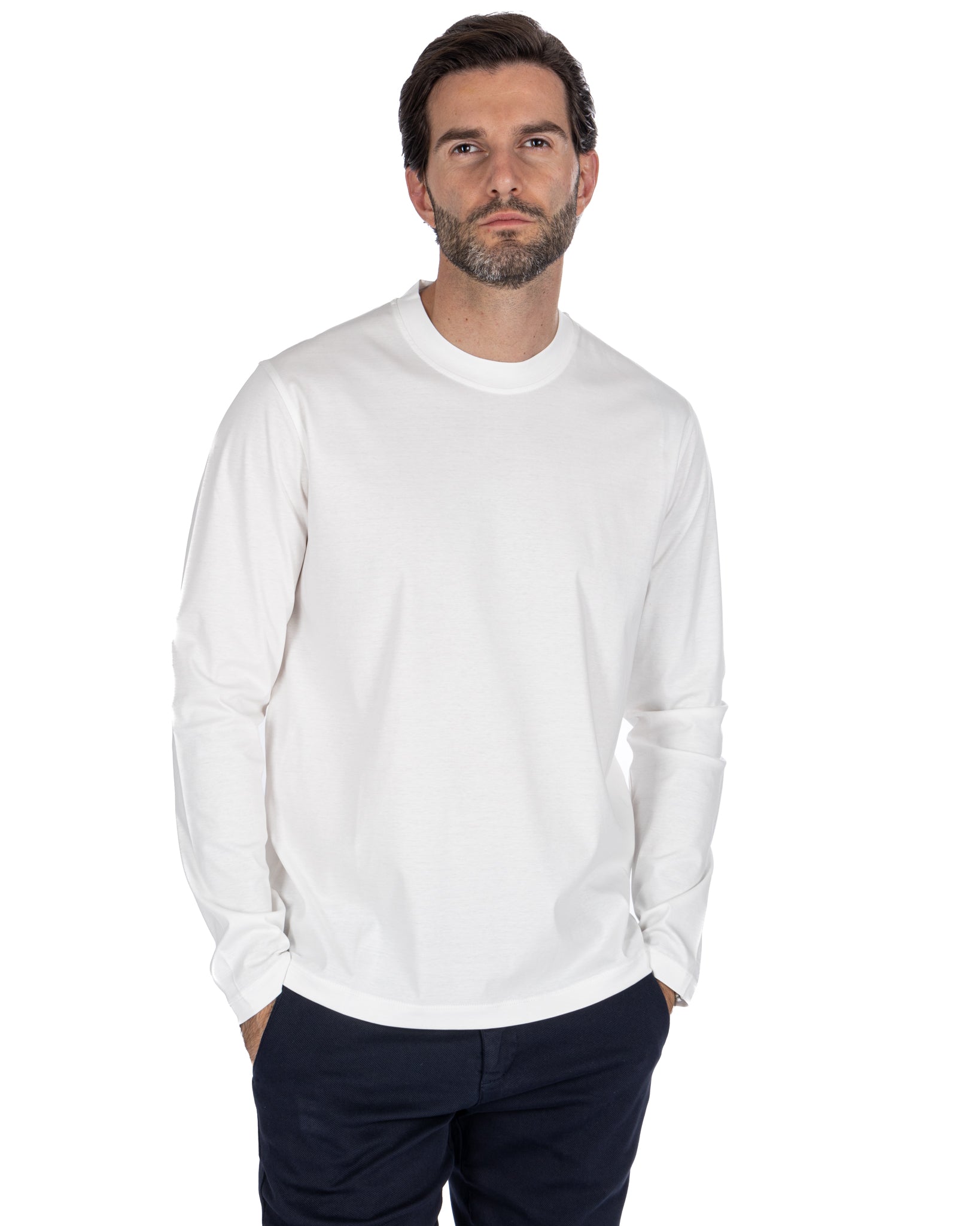 Nimega - white long sleeve cotton t-shirt