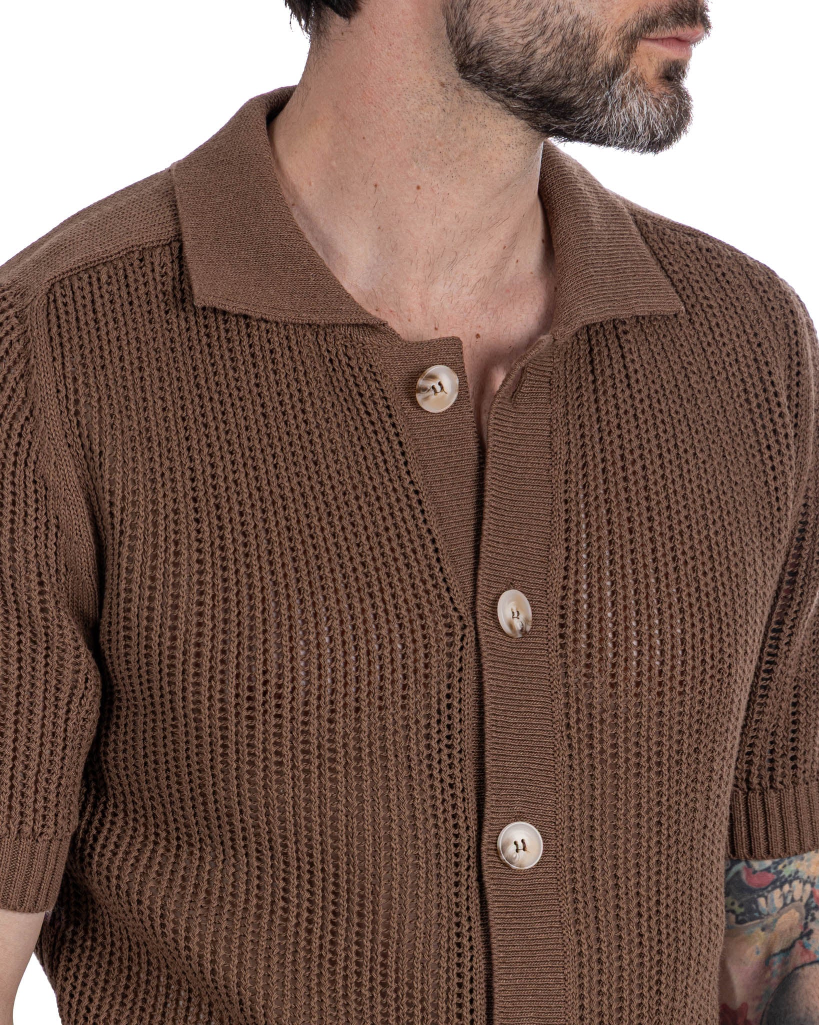 Culebrita - dark brown perforated shirt