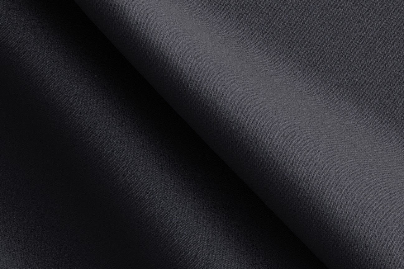 Tailored suit in 130s blue wool Caccioppoli