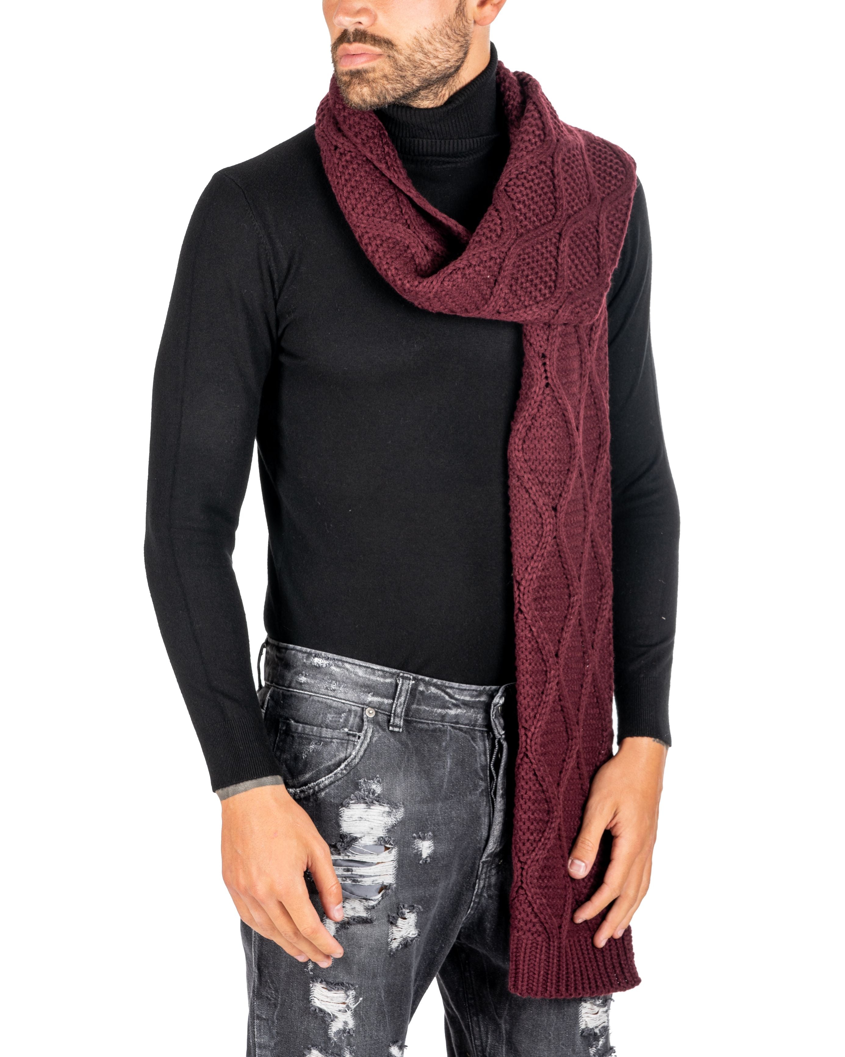 HEAVY SCARF BORDEAUX WITH BRAIDS PATTERN