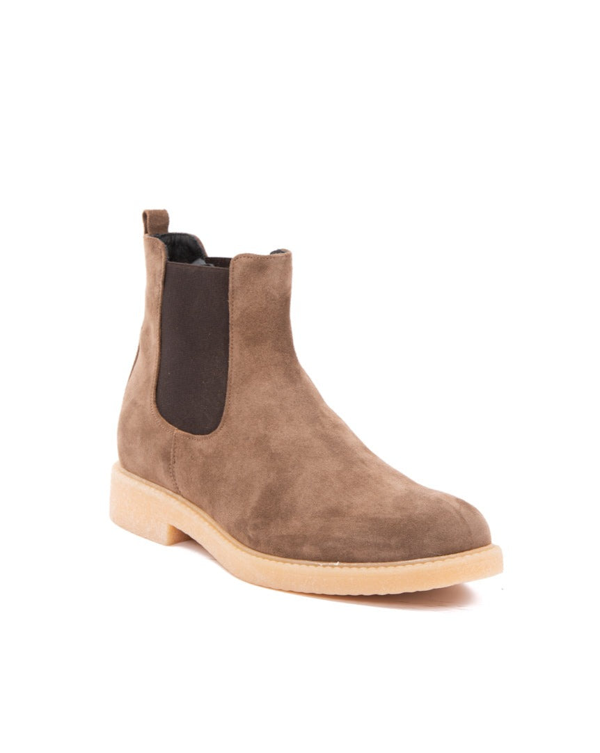 Eagle - crepe bottom ankle boot in steppe suede
