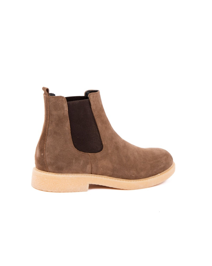 Eagle - crepe bottom ankle boot in steppe suede