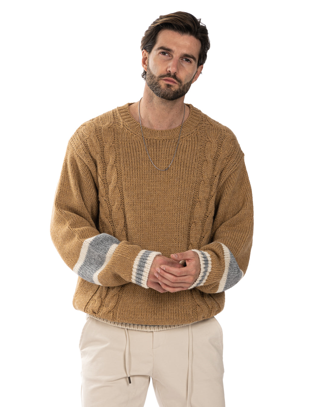 Edam - camel sweater with side braids